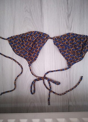 Bikini üst