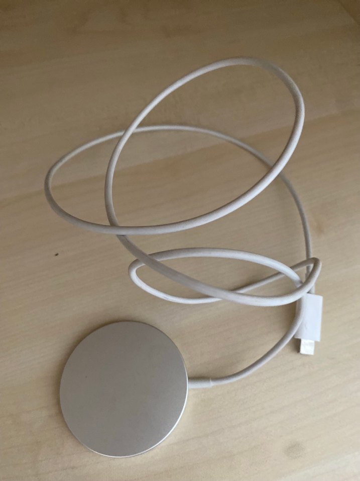 Apple Megsafe Şarj Aleti - Görsel 2
