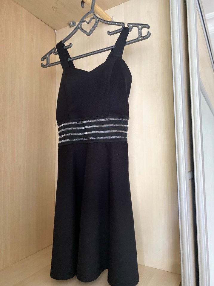 Siyah Şık Strappy Midi Elbise - Görsel 2