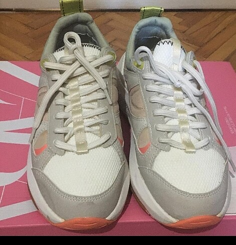Zara Spor Ayakkabı