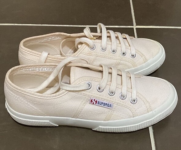 36 Beden beyaz Renk Superga Spor Ayakkabı