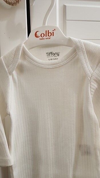 Tiffany Tomato Etiketli Bebek zıbını