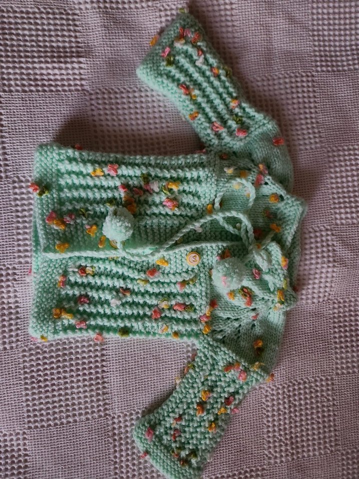 Nakışlı Renkli Kız Örgü Hırka ve Şapka Takımı - Görsel 5