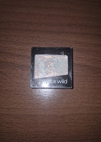 Wet n wild ürünü