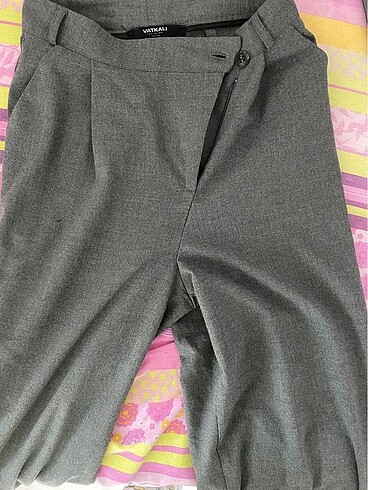 Bershka vatkalı gri pantolon