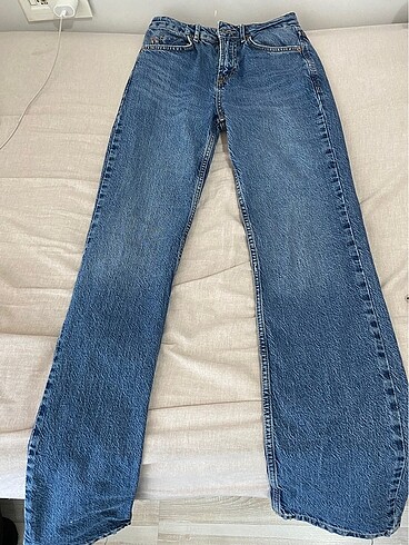 34 Beden stradivarius jean D98
