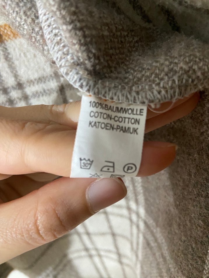 Bej Gri Ekoseli Düğmeli Kadın Gömlek - Görsel 3