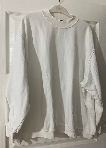 Kadın Beyaz Basic Uzun Kollu Sweatshirt