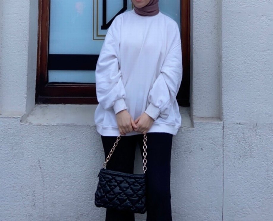 Kadın Beyaz Basic Uzun Kollu Sweatshirt - Görsel 3