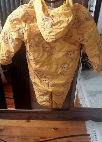 Sarı Nakışlı Erkek Bebek Mont - Görsel 2