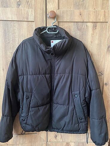 Pull Bear Şişme Mont