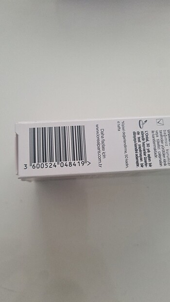 Beden L'oreal Paris Kırışık Karşıtı Göz kremi 15 ml