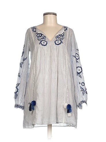 Zara Kısa Elbise %70 İndirimli.