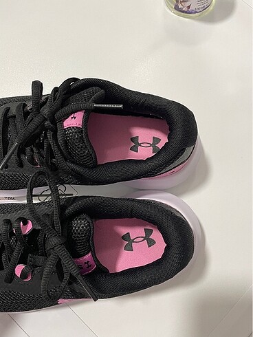 40 Beden siyah Renk under armour