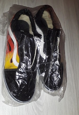 vans spor ates efektli siyah