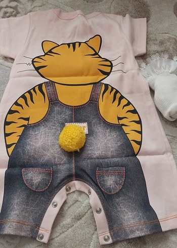 Kedi Baskılı Desenli Pembe Kıyafet - Görsel 2