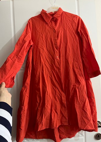 Kırmızı Düğmeli Uzun Kollu Kadın Gömlek - Görsel 3