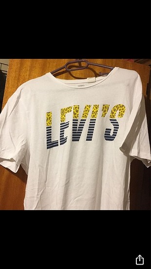 Levis tshirt