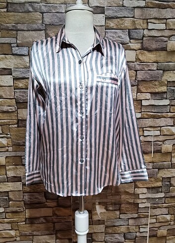 xs Beden çeşitli Renk Orijinal pijama üstü 