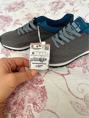 Zara kids 34 numara çocuk spor ayakkabı