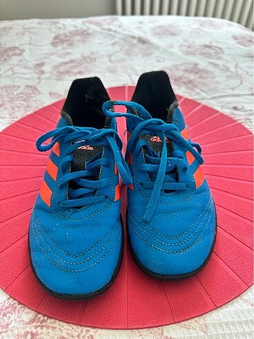 Adidas Adidas 35 numara çocuk krampon
