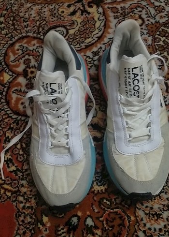 Lacoste ürünü