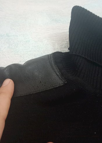 Siyah Boğazlı erkek Kazak - Görsel 3