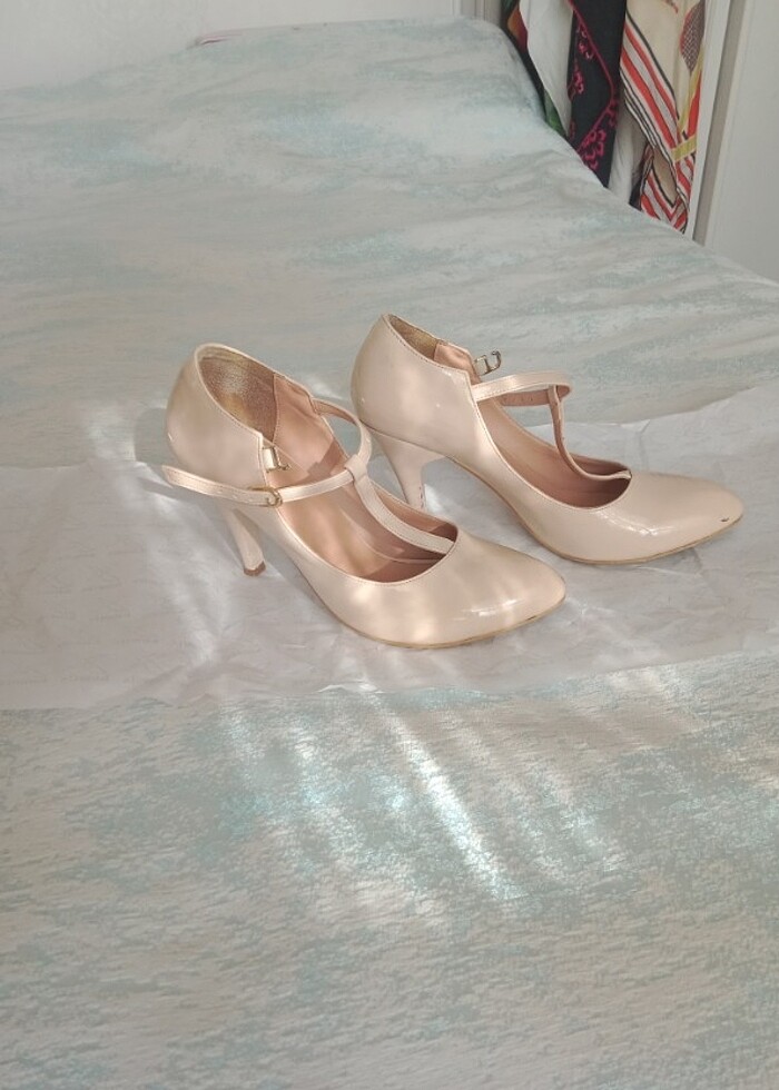 Pudra rengi topuklu ayakkabı  - Görsel 4