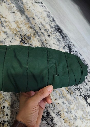 Kapüşonlu Erkek Çocuk Yeşil Mont - Görsel 5