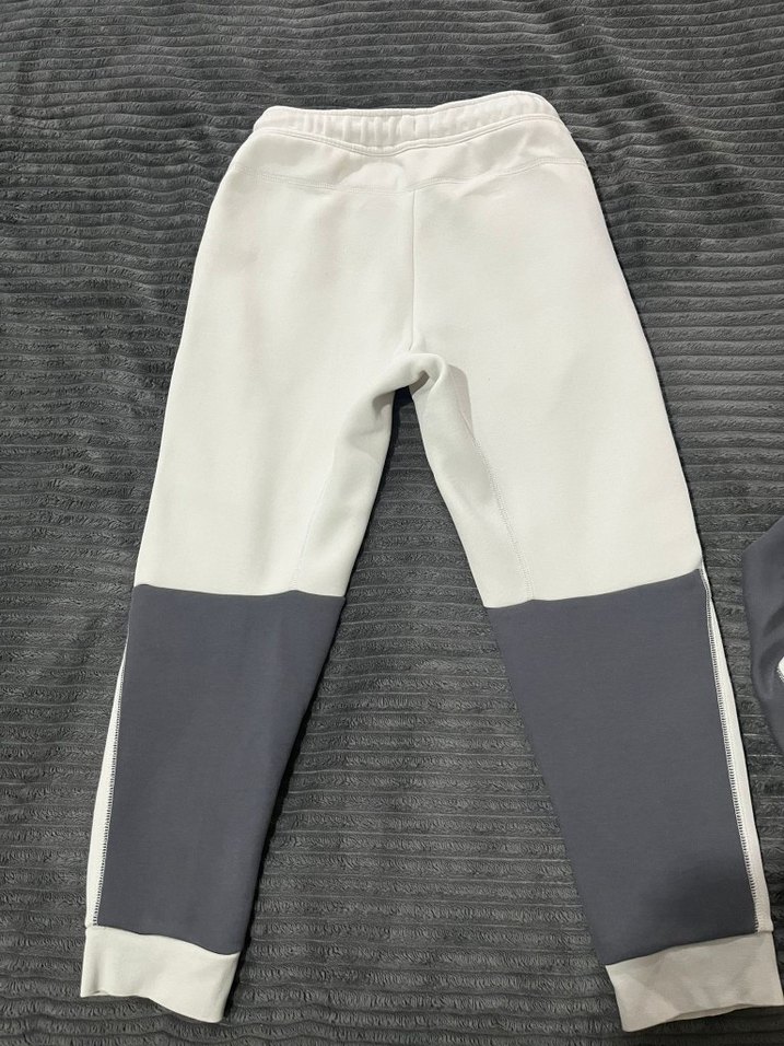 Nike Beyaz Gri Erkek Eşofman Altı - Görsel 3