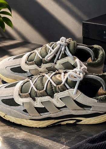 Adidas Retro Sneaker Sehir Stiline Modern Dokunus