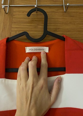 Turuncu Beyaz Yaka Detaylı Kolsuz Elbise - Görsel 2