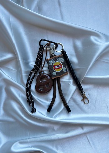 Siyah Grunge Punk Erkek Anahtarlık