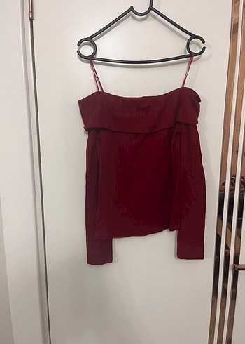 Stradivarius Bordo İnce Askili Omzu Acik Bluz