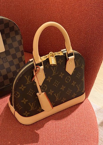 Zara Louis Vuitton Monogram Mini El Cantasi
