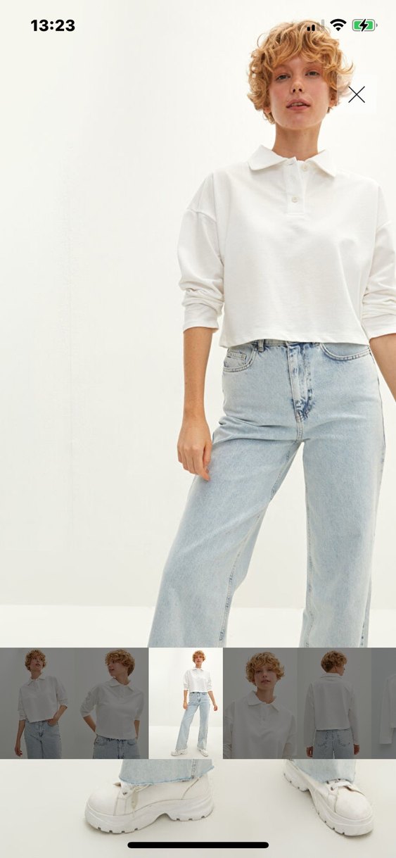 Beyaz Pamuklu Düğmeli  crop tişört - Görsel 3