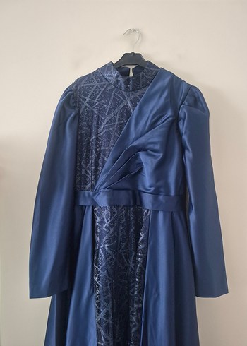 Uzun kuyruklu Kadın Abiye Elbise - Görsel 2