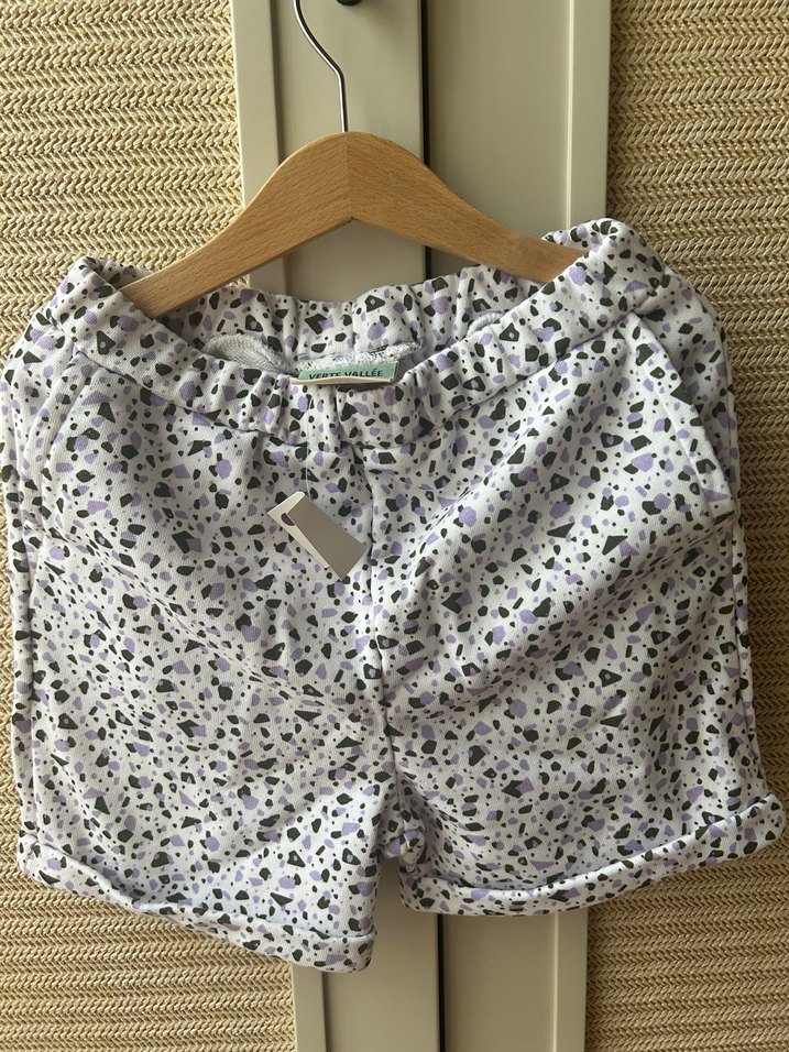 Düğmeli Bol Kesim Kız Şortu - Görsel 2