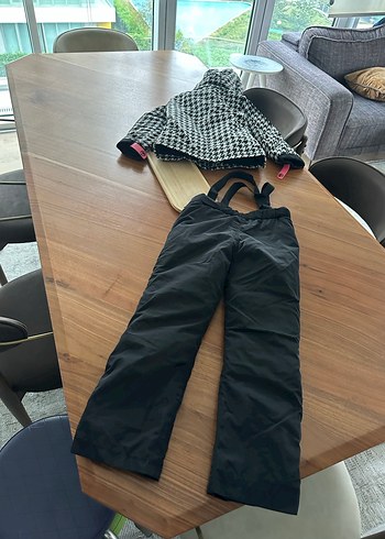 8 Yaş Beden çeşitli Renk Bg marka kar takımı