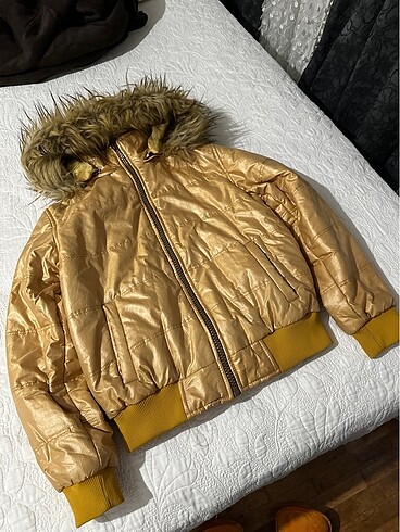 Stradivarius M beden kadın mont