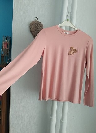 Fiyonk Aksesuarlı Penye Bluz