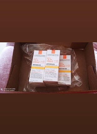 La Roche posay anthelous güneş kremi