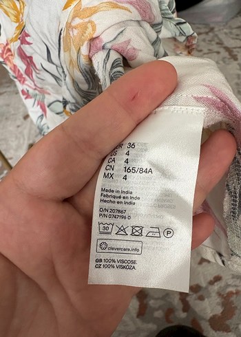 H&M Marka Bohem Çiçek Desenli Askılı Midi Elbise - Görsel 5