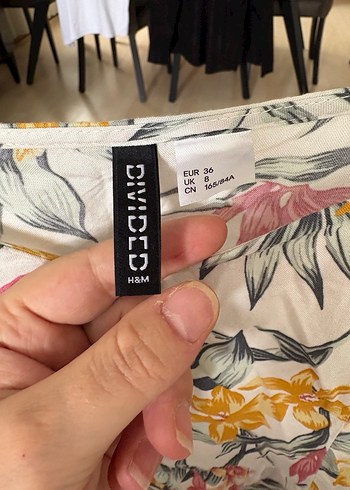 H&M Marka Bohem Çiçek Desenli Askılı Midi Elbise - Görsel 2