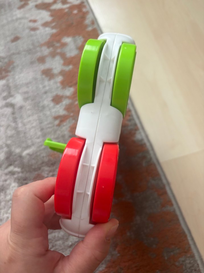 Renkli Fisher-Price Oyuncak Araba - Görsel 3