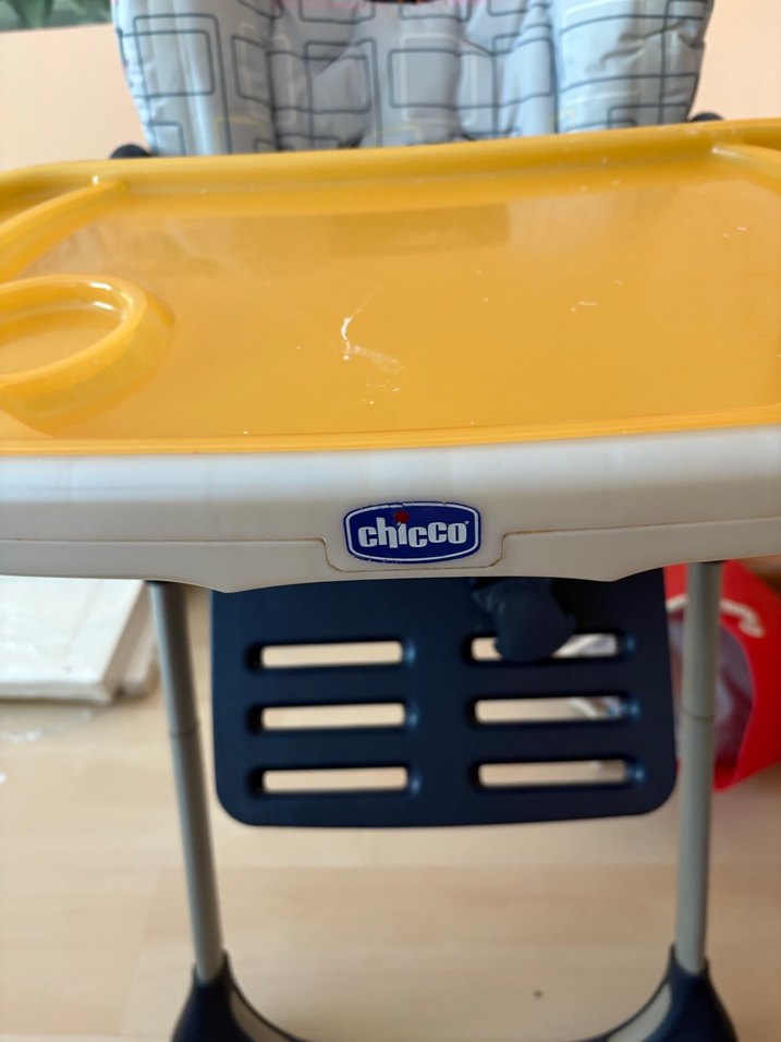 Chicco Gri Sarı Bebek Mama Sandalyesi - Görsel 2