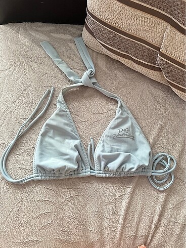Mavi bikini üstü