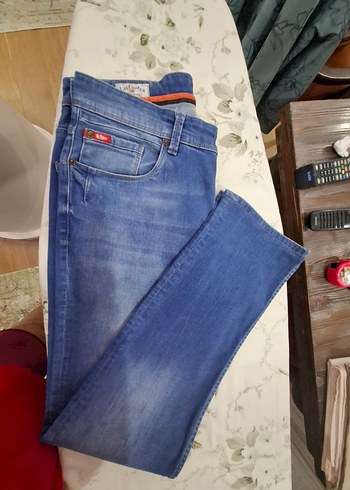 Lee Cooper ürünü