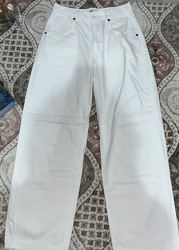 Zara Rahat Ve Sik Beyaz Genis Paca Pantolon