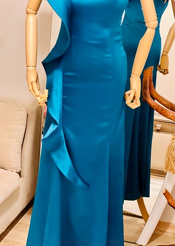 Mavi Parlak Fırfırlı Uzun Abiye Elbise - Görsel 7